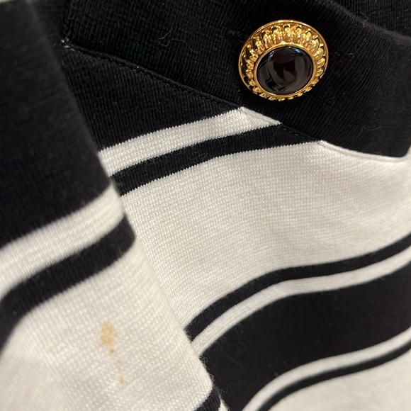 Cotton black/off-white A-line dress new never worn front pockets w/nice buttons - Picture 9 of 12